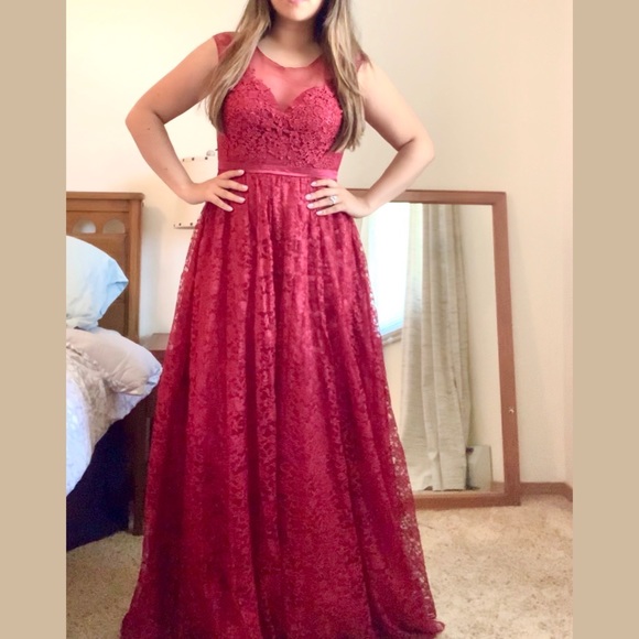 Burgundy Prom/bridesmaid maxi dress - Picture 3 of 6